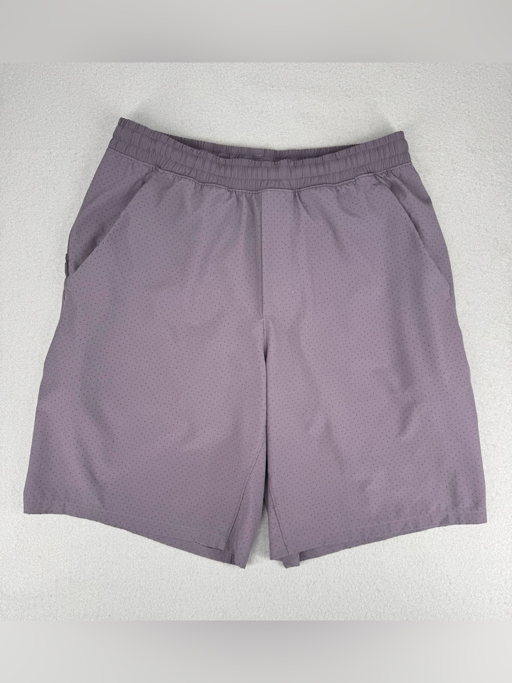 Lululemon Pace Breaker Lined Perforated Shorts Graphite Purple Medium 9”